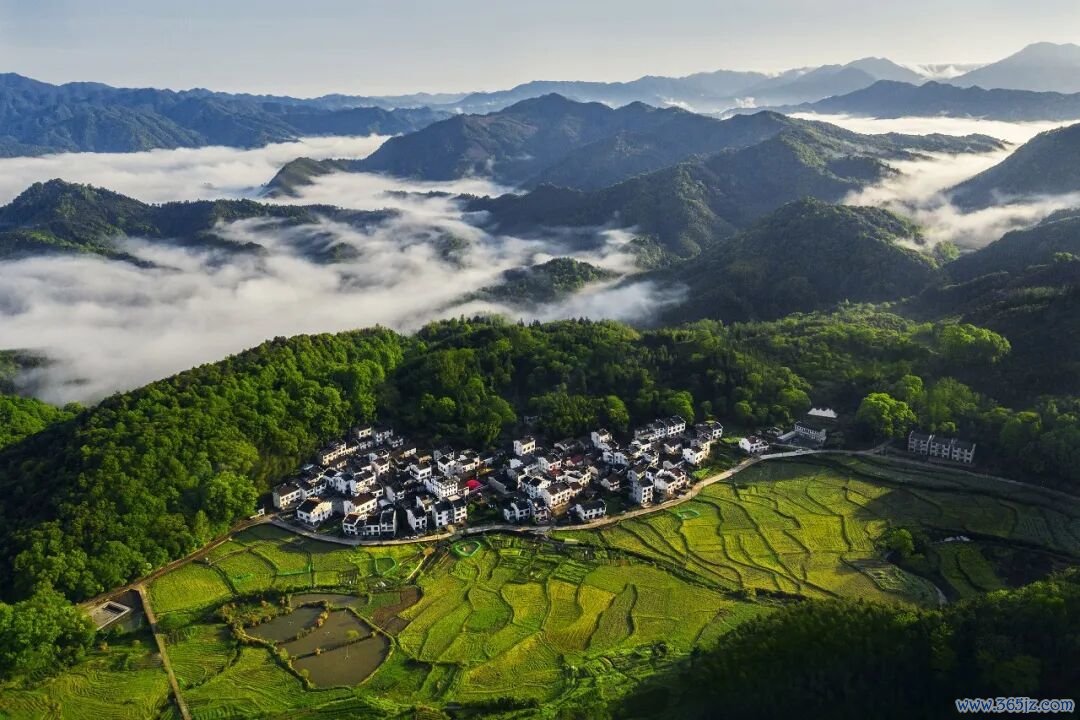 俯瞰高岭古村